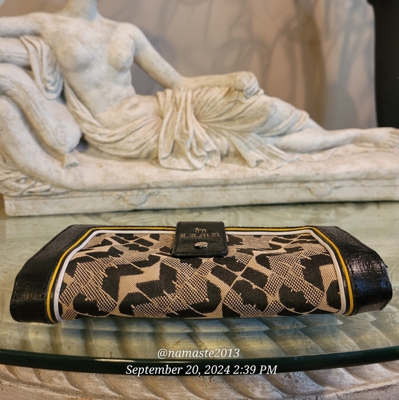 L.A.M.B by Gwen Stefani Leather Trim Wallet Fabric Logo Snap Designer Celeb #49 - Picture 5 of 14